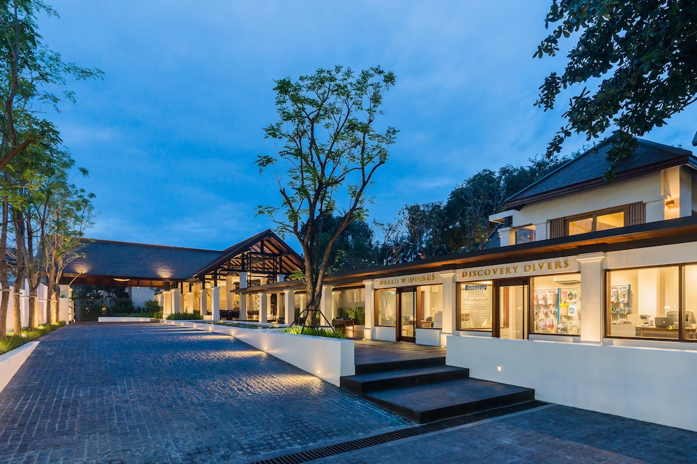 Chaweng Regent Beach Resort — Hotel building in Bo Phut, Surat Thani