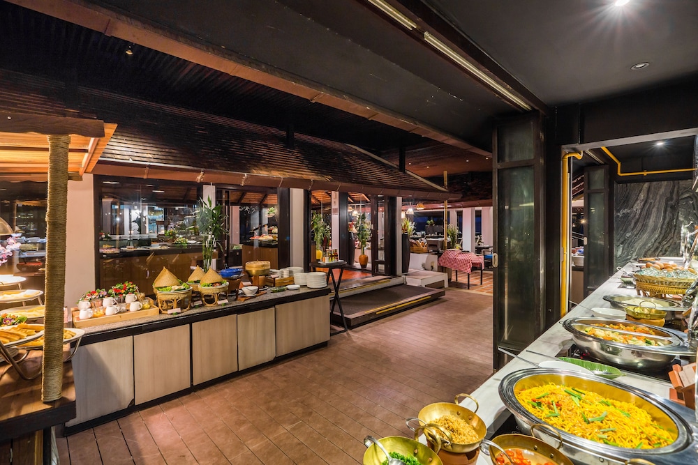 Chaweng Regent Beach Resort — Restaurant & bars in Bo Phut, Surat Thani