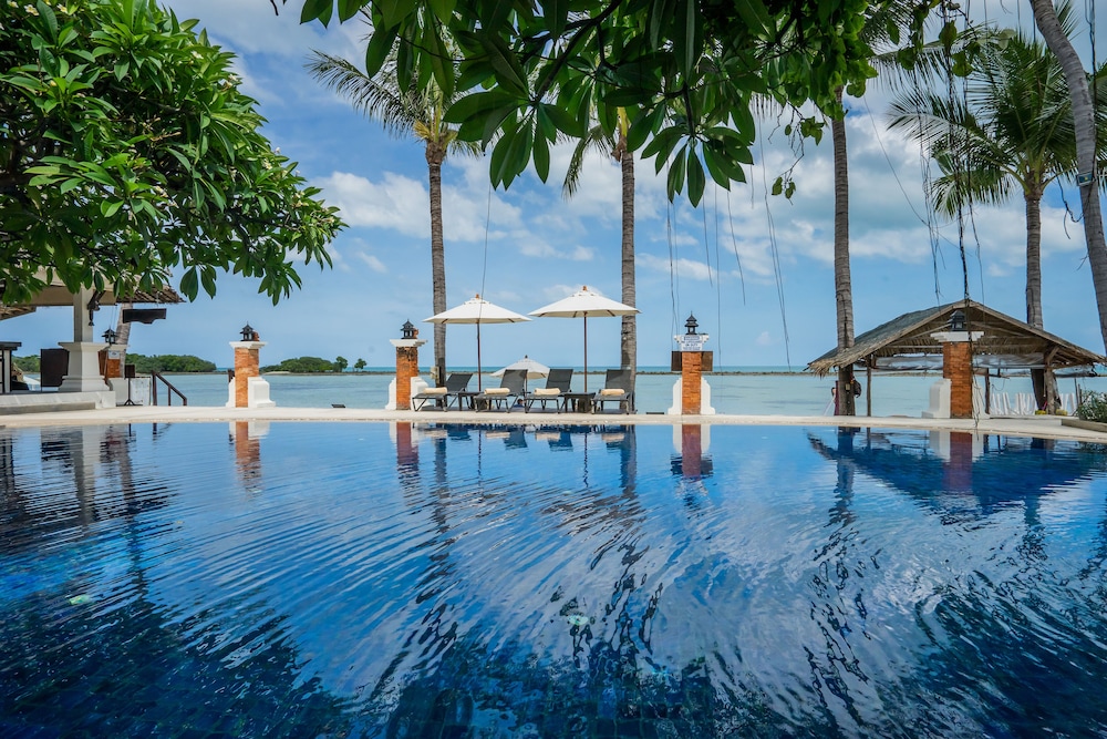Dara Samui Beach Resort - Adults Only — Swimming pool in Bo Phut, Surat Thani