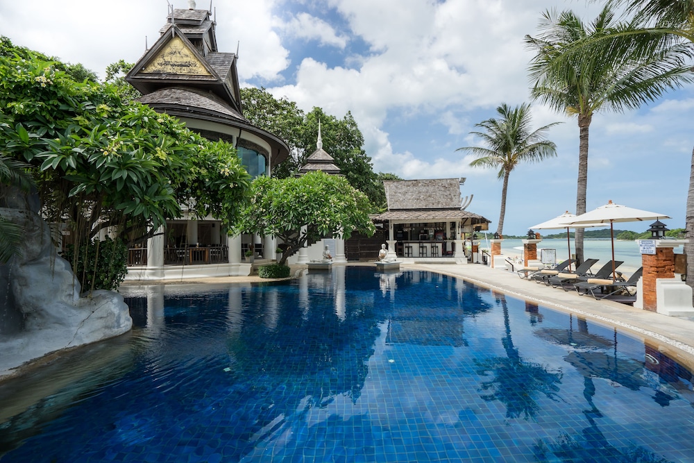 Dara Samui Beach Resort - Adults Only — Swimming pool in Bo Phut, Surat Thani