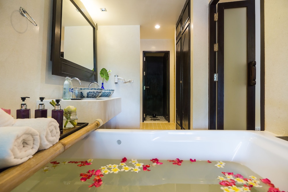 Dara Samui Beach Resort - Adults Only — Spa in Bo Phut, Surat Thani