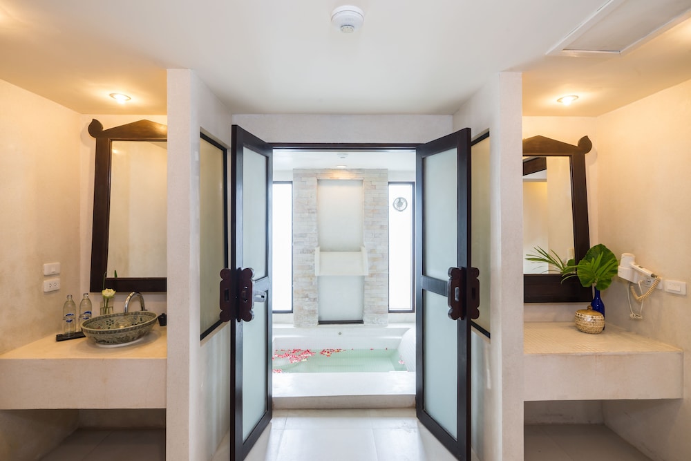 Dara Samui Beach Resort - Adults Only — Spa in Bo Phut, Surat Thani