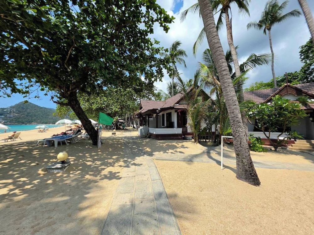 First Bungalow Beach Resort — Beach in Bo Phut, Surat Thani