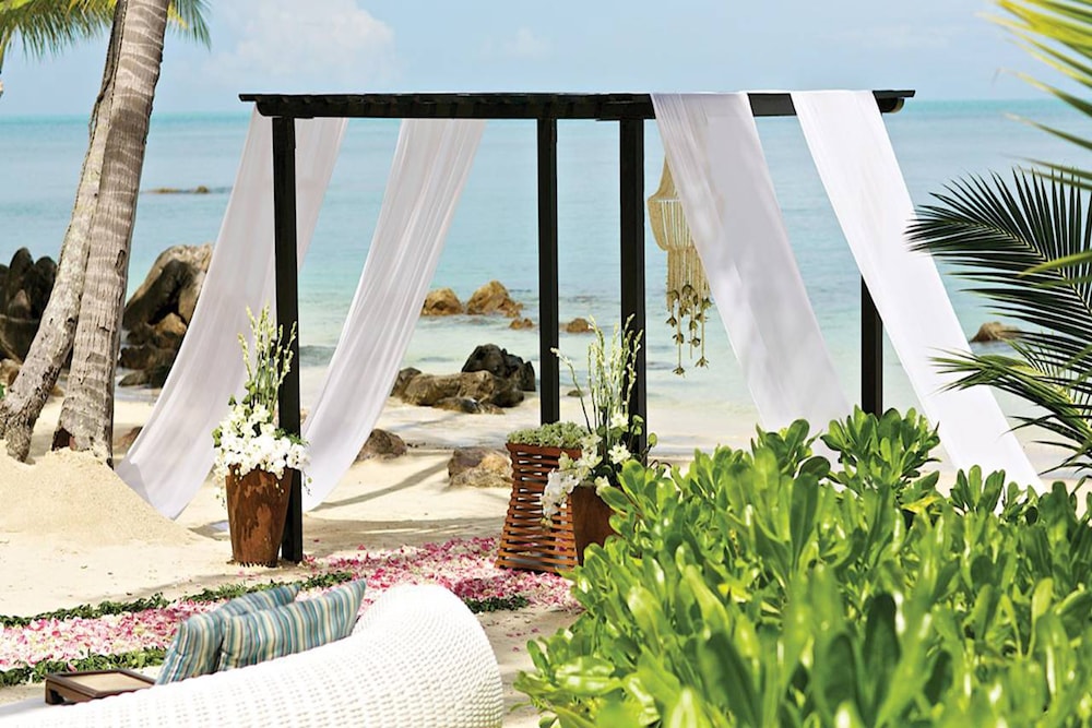 Four Seasons Resort Koh Samui — Beach in Mae Nam, Surat Thani