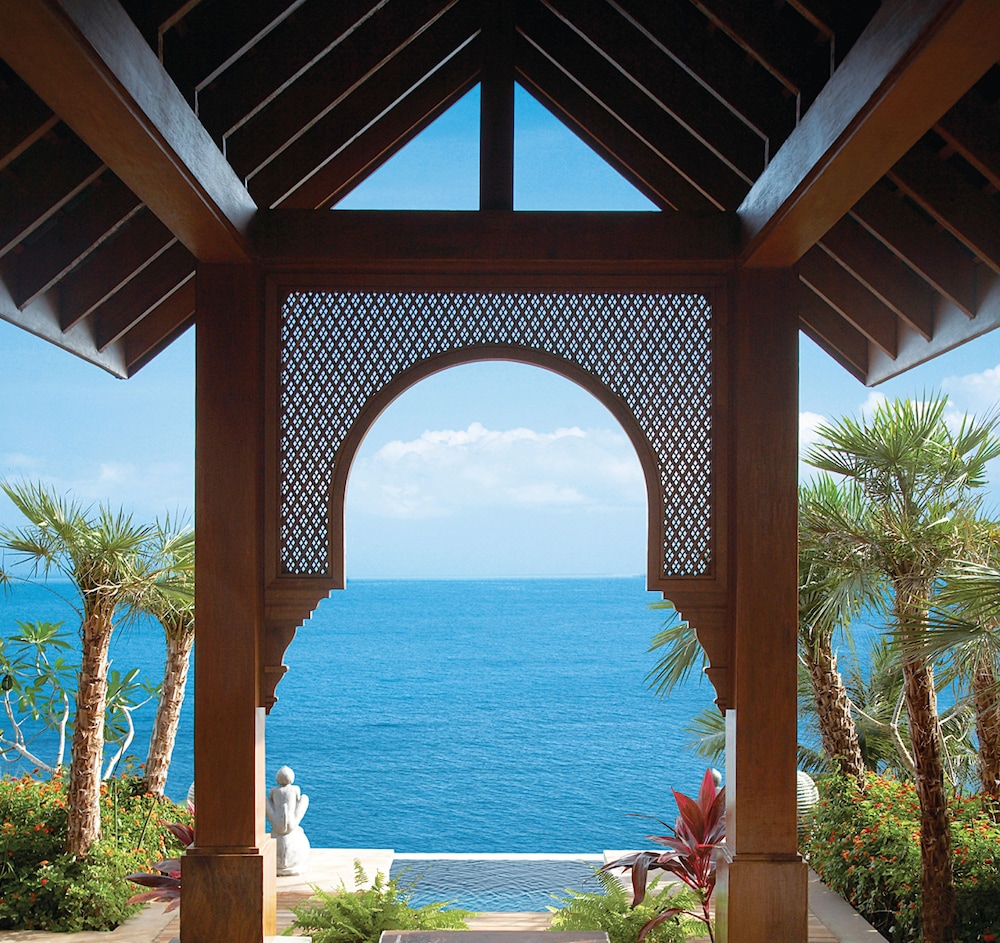 Four Seasons Resort Koh Samui — Hotel building in Mae Nam, Surat Thani