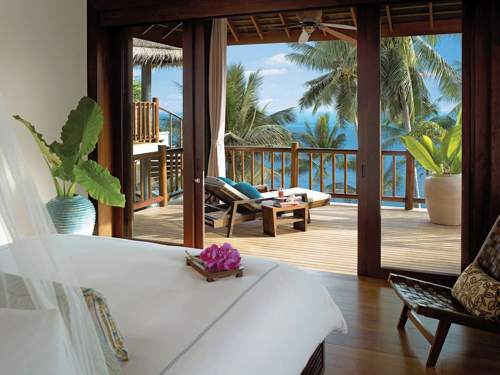 Four Seasons Resort Koh Samui — Hotel rooms in Mae Nam, Surat Thani