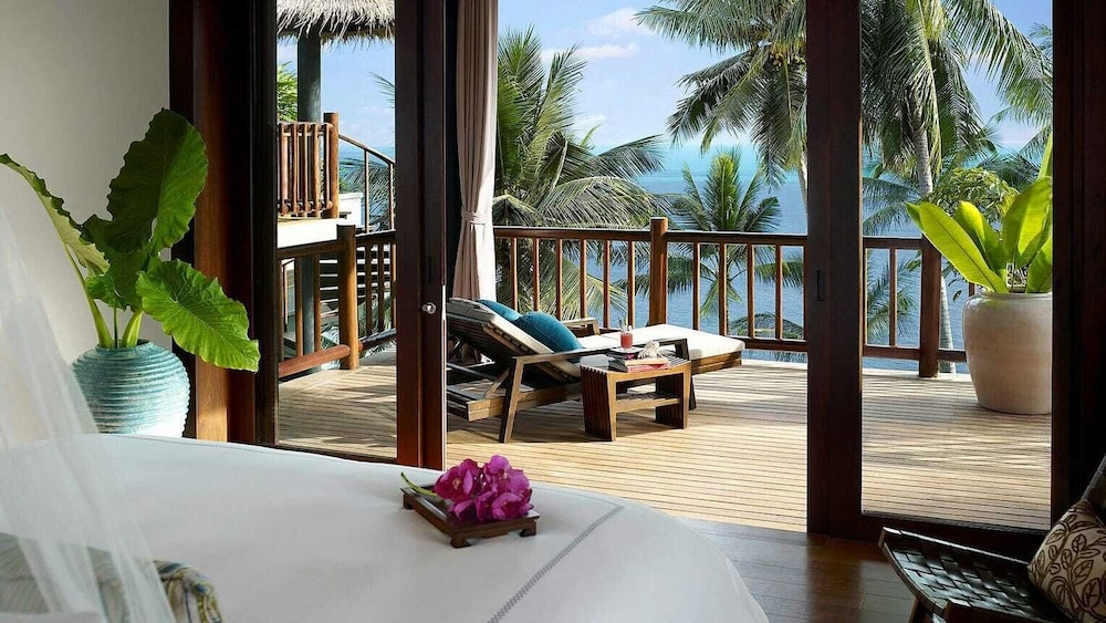 Four Seasons Resort Koh Samui — Hotel rooms in Mae Nam, Surat Thani