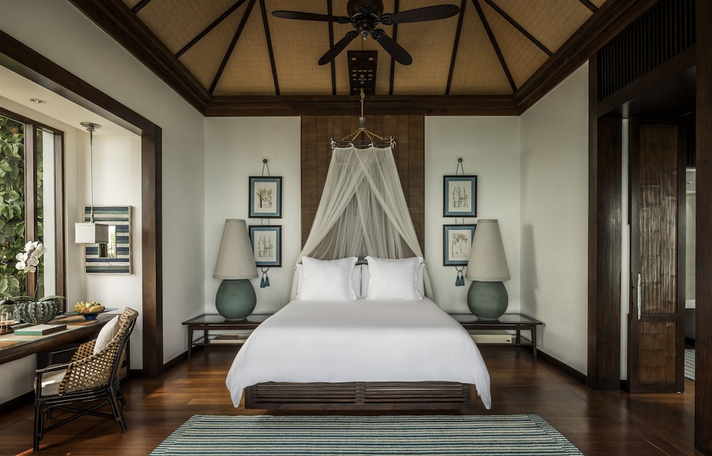 Four Seasons Resort Koh Samui — Hotel rooms in Mae Nam, Surat Thani