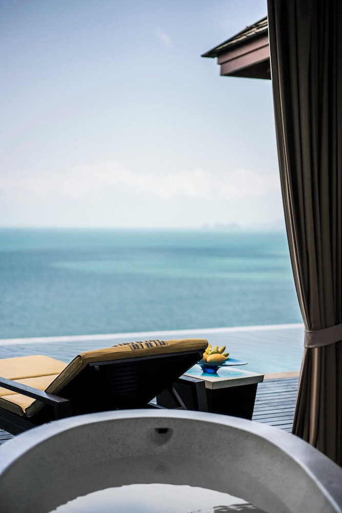 Four Seasons Resort Koh Samui — Hotel rooms in Mae Nam, Surat Thani