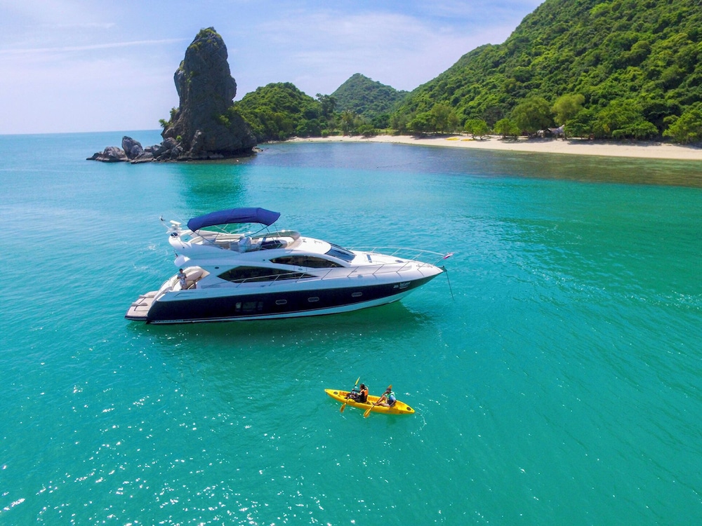 Four Seasons Resort Koh Samui — Attractions in the area in Mae Nam, Surat Thani
