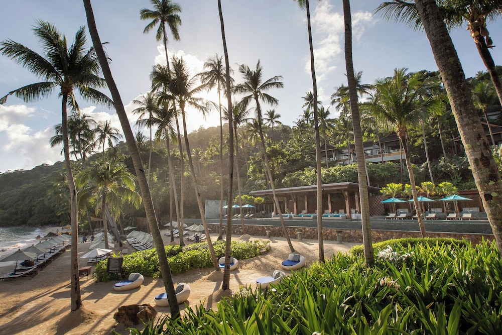 Four Seasons Resort Koh Samui — Beach in Mae Nam, Surat Thani