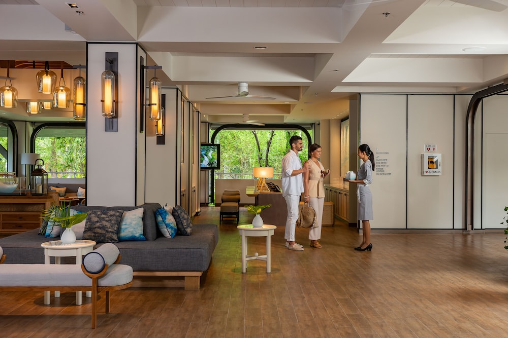 Melia Koh Samui — Hotel building in Bo Phut, Surat Thani