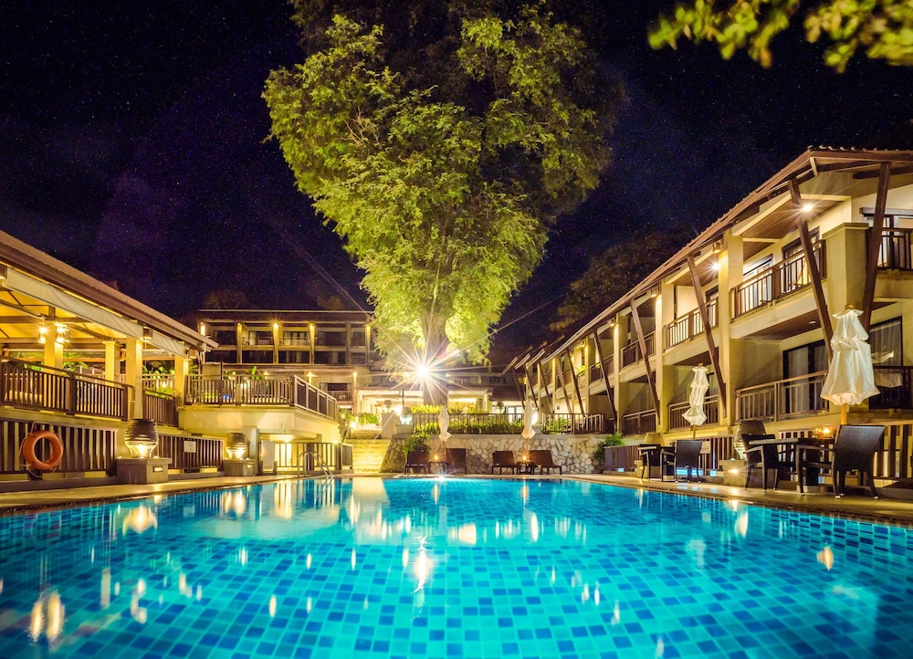 Impiana Resort Chaweng Noi — Swimming pool in Bo Phut, Surat Thani