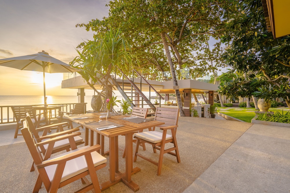 Impiana Resort Chaweng Noi — Restaurant & bars in Bo Phut, Surat Thani