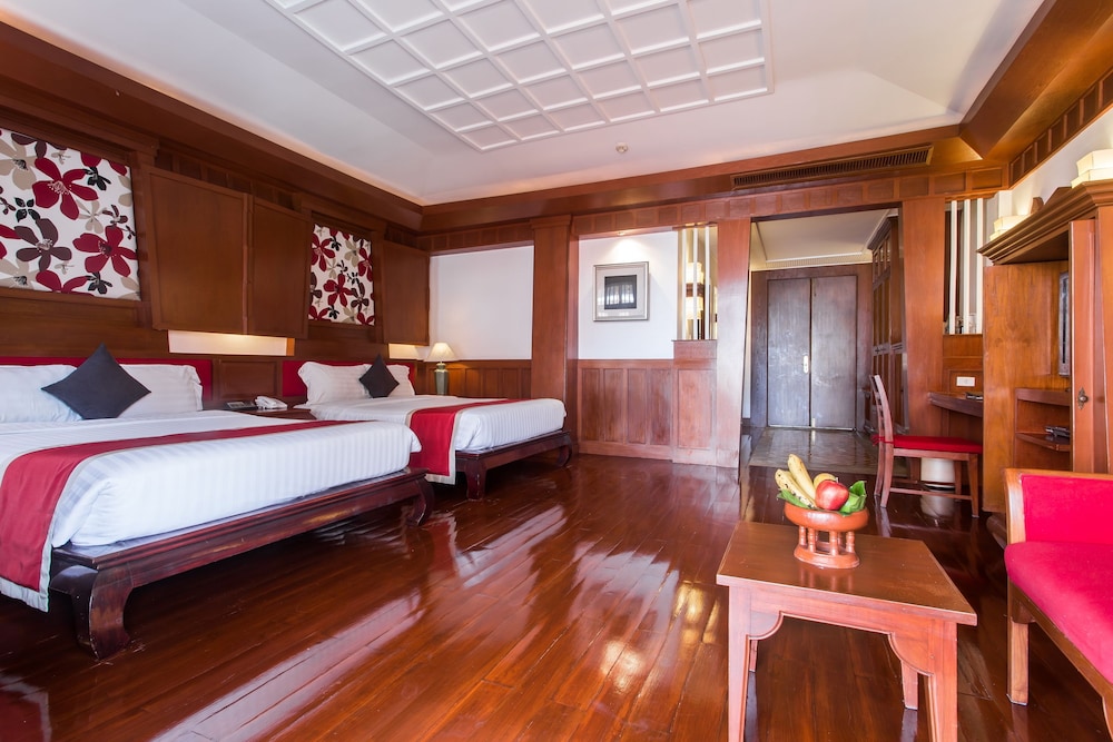 Samui Buri Beach Resort — Hotel rooms in Mae Nam, Surat Thani