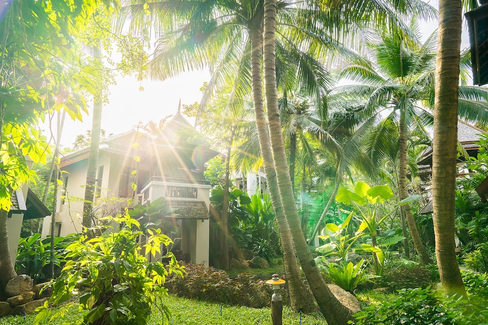 Muang Samui Spa Resort — Hotel building in Bo Phut, Surat Thani