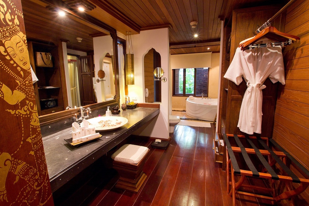 Muang Samui Spa Resort — Hotel rooms in Bo Phut, Surat Thani