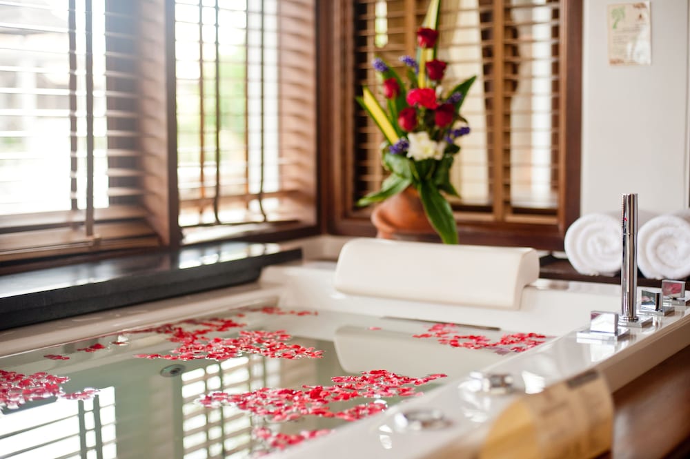 Royal Muang Samui Villas — Spa in Bo Phut, Surat Thani