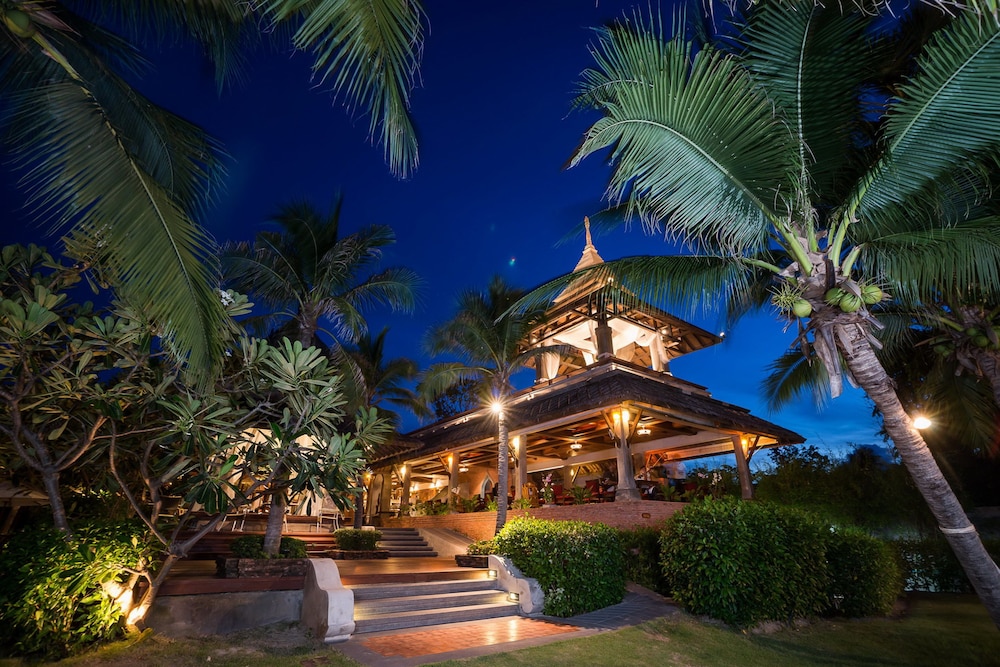 Royal Muang Samui Villas — Hotel building in Bo Phut, Surat Thani