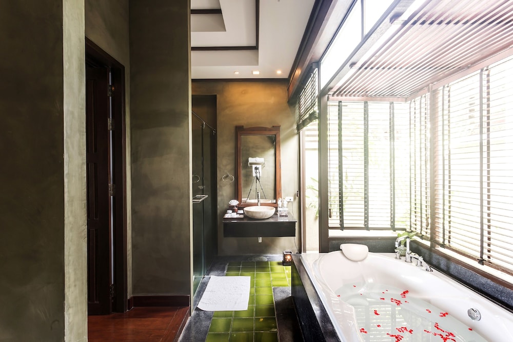 Nora Buri Resort & Spa — Hotel rooms in Bo Phut, Surat Thani