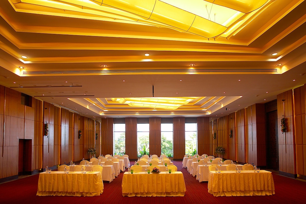 Nora Buri Resort & Spa — Hotel building in Bo Phut, Surat Thani