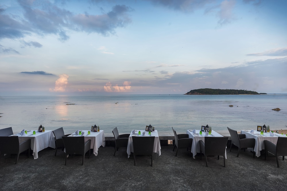 Nora Buri Resort & Spa — Restaurant & bars in Bo Phut, Surat Thani