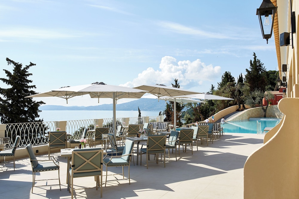 Nido, Mar-Bella Collection — Restaurant & bars in Agios Ioannis Peristeron, Ionian Islands