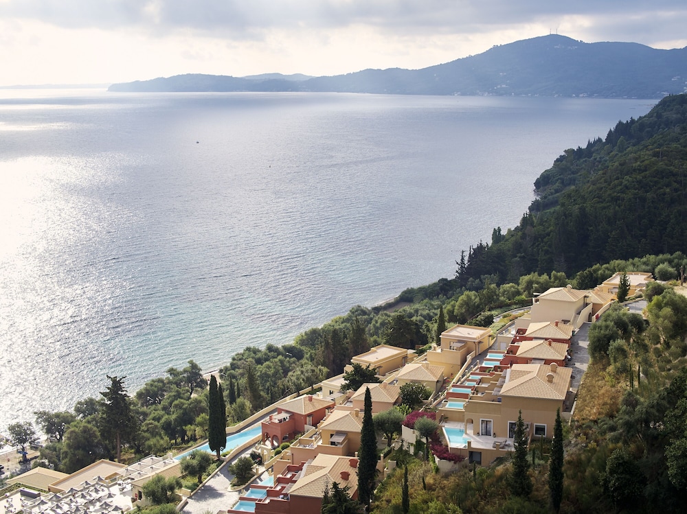 Nido, Mar-Bella Collection — Hotel building in Agios Ioannis Peristeron, Ionian Islands