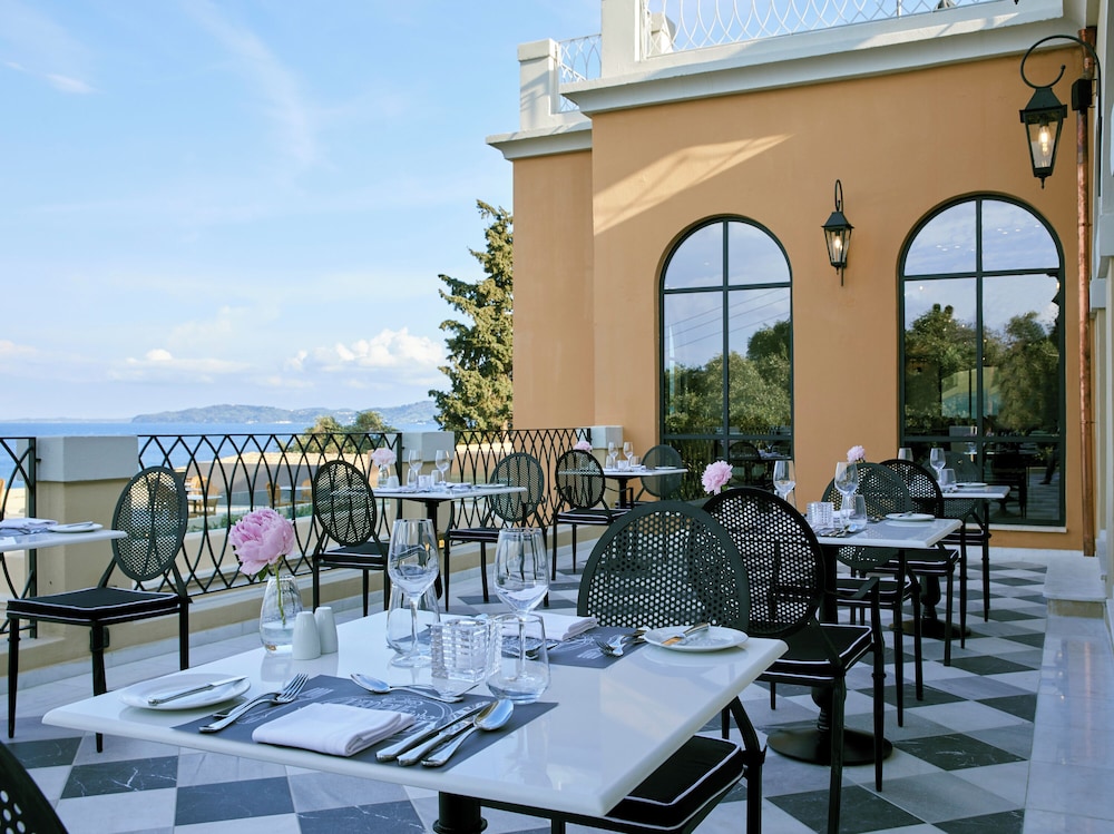 Nido, Mar-Bella Collection — Restaurant & bars in Agios Ioannis Peristeron, Ionian Islands