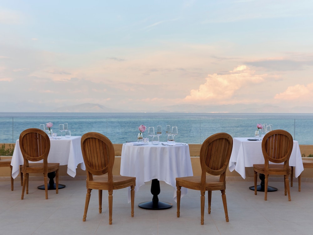 Nido, Mar-Bella Collection — Restaurant & bars in Agios Ioannis Peristeron, Ionian Islands