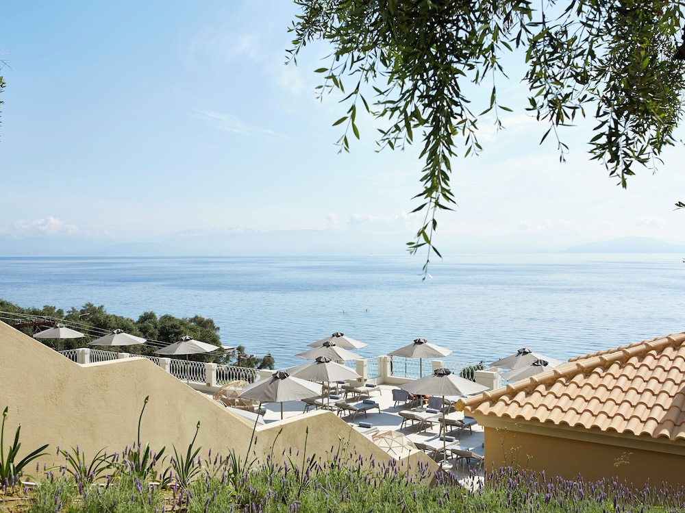 Nido, Mar-Bella Collection — Hotel building in Agios Ioannis Peristeron, Ionian Islands