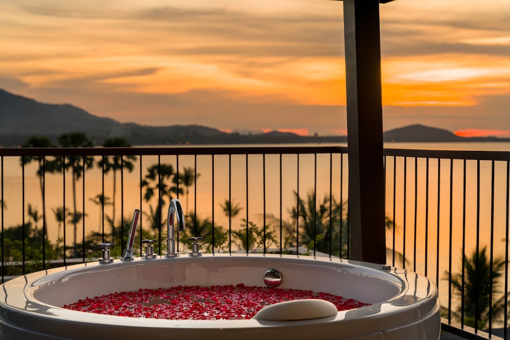 Fair House Villas & Spa — Hotel rooms in Mae Nam, Surat Thani