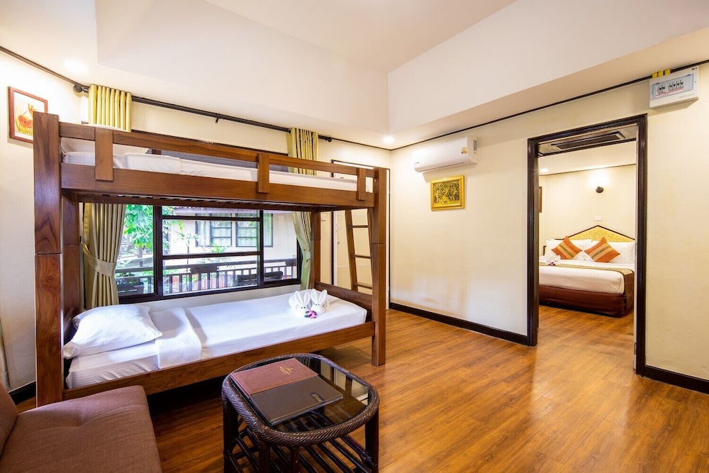 Princess Kamala Beachfront Hotel — Hotel rooms in Kamala, Phuket Province