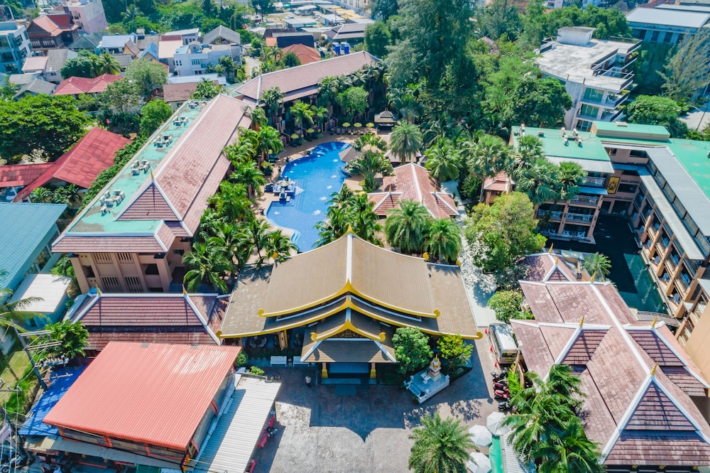 Princess Kamala Beachfront Hotel — Hotel building in Kamala, Phuket Province
