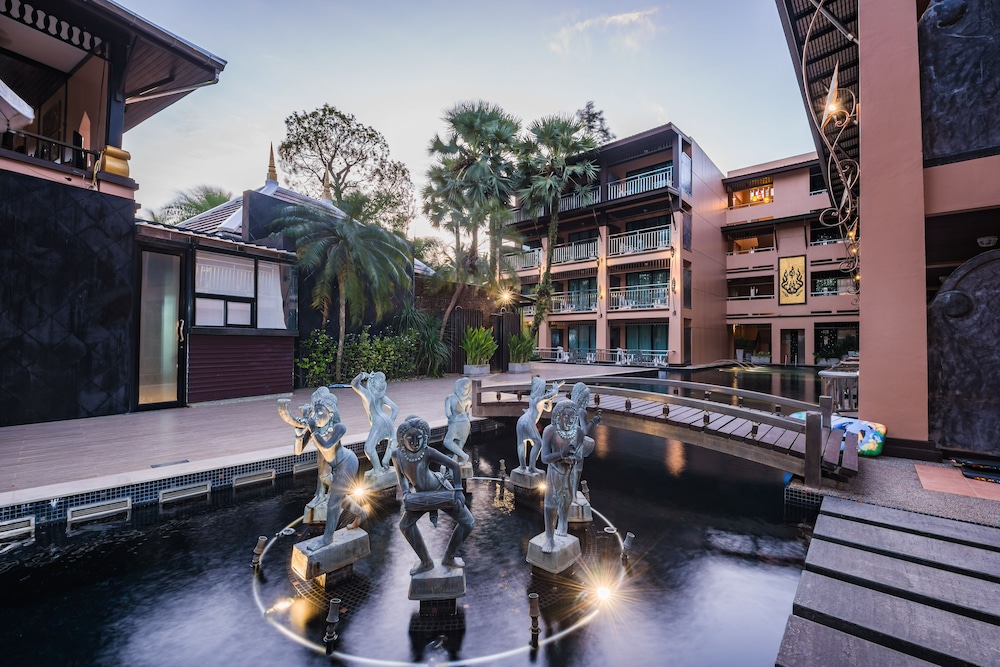 Princess Kamala Beachfront Hotel — Hotel building in Kamala, Phuket Province