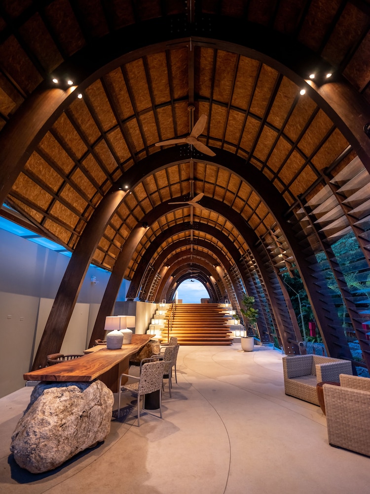 Rocky's Boutique Resort - Veranda Collection Samui — Hotel building in Lamai Beach, Surat Thani