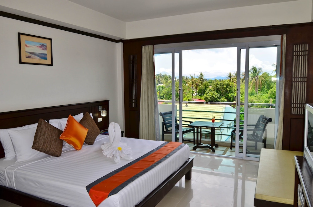 First Residence Hotel — Hotel rooms in Bo Phut, Surat Thani