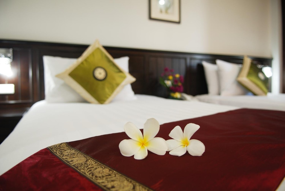 First Residence Hotel — Hotel rooms in Bo Phut, Surat Thani