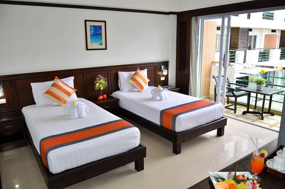 First Residence Hotel — Hotel rooms in Bo Phut, Surat Thani