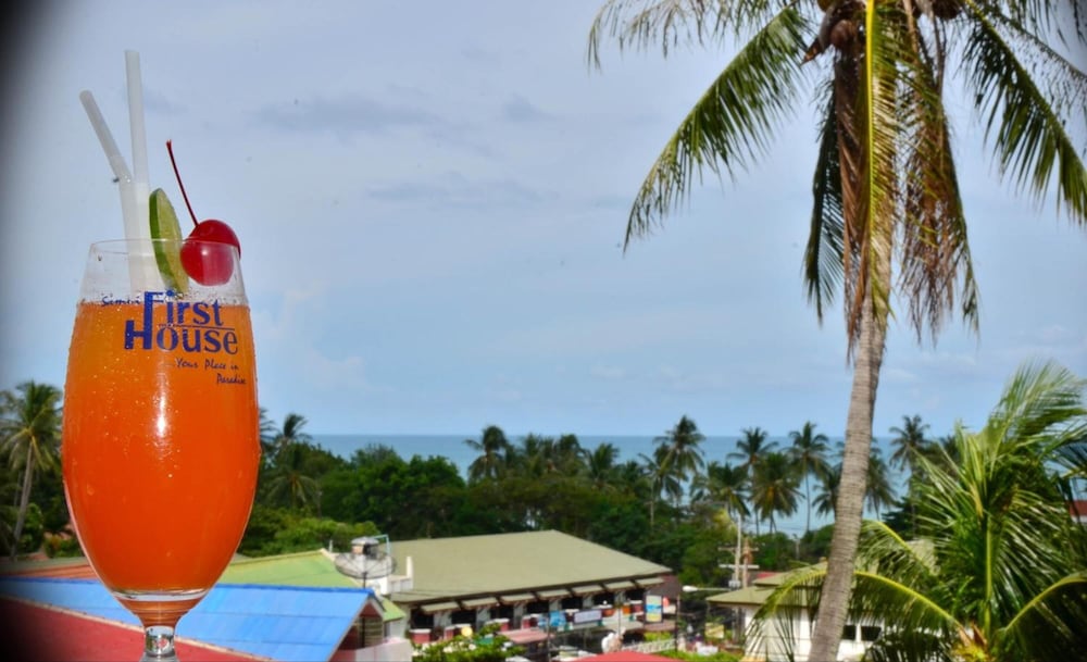 First Residence Hotel — Restaurant & bars in Bo Phut, Surat Thani