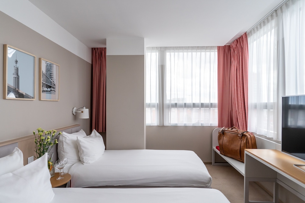 Hotel Altus Poznań Old Town - Destigo Hotels — Hotel rooms in Poznan, Greater Poland
