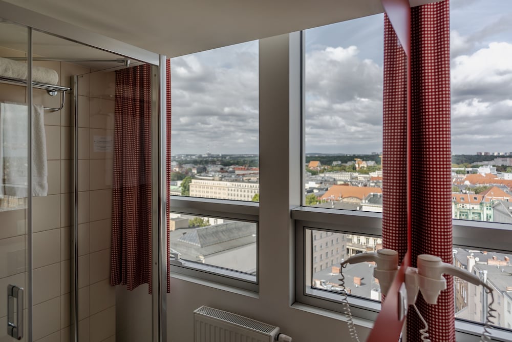 Hotel Altus Poznań Old Town - Destigo Hotels — Hotel rooms in Poznan, Greater Poland