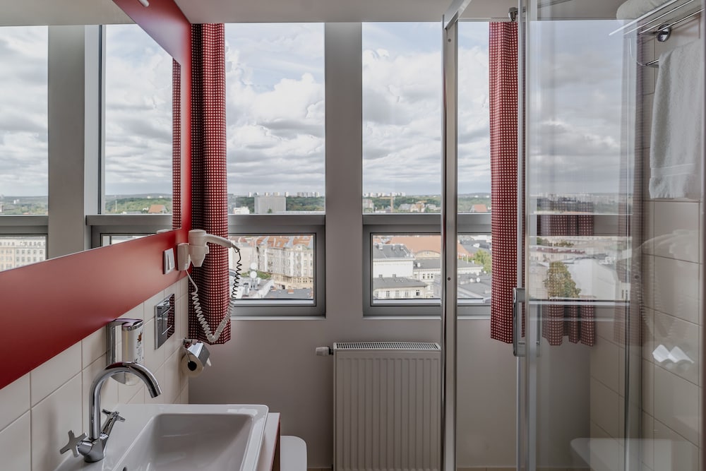 Hotel Altus Poznań Old Town - Destigo Hotels — Hotel rooms in Poznan, Greater Poland
