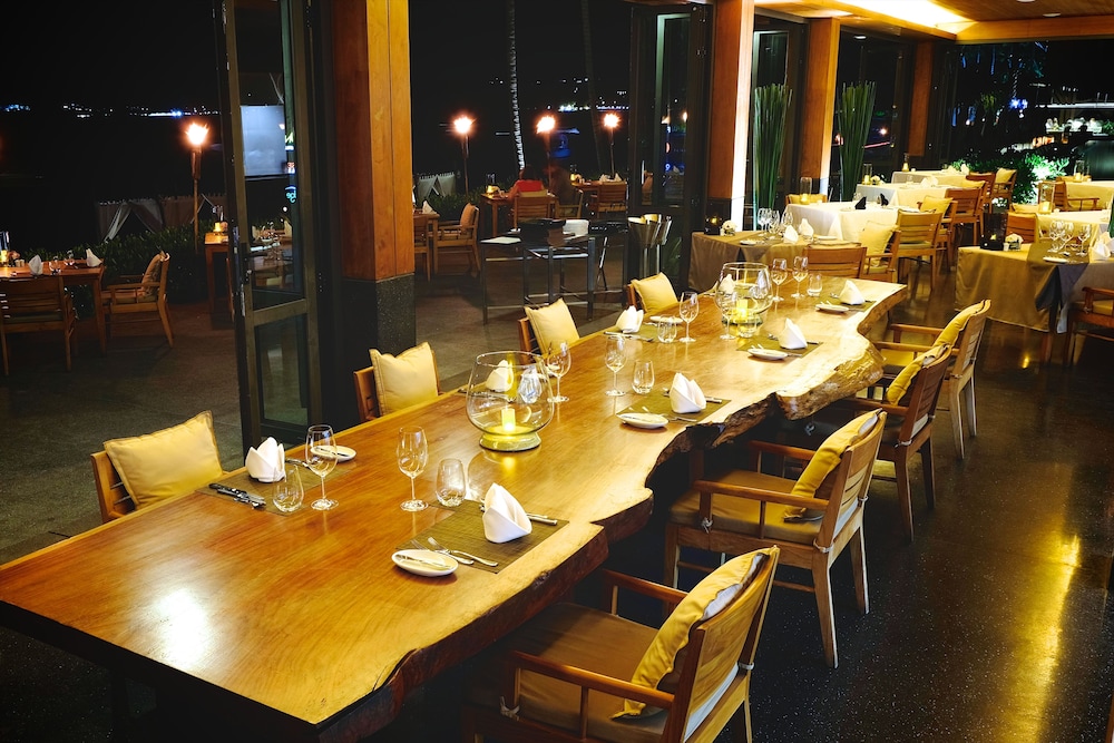 Hansar Samui Resort & Spa — Restaurant & bars in Bo Phut, Surat Thani