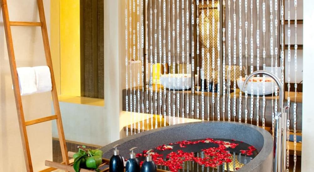 Hansar Samui Resort & Spa — Spa in Bo Phut, Surat Thani