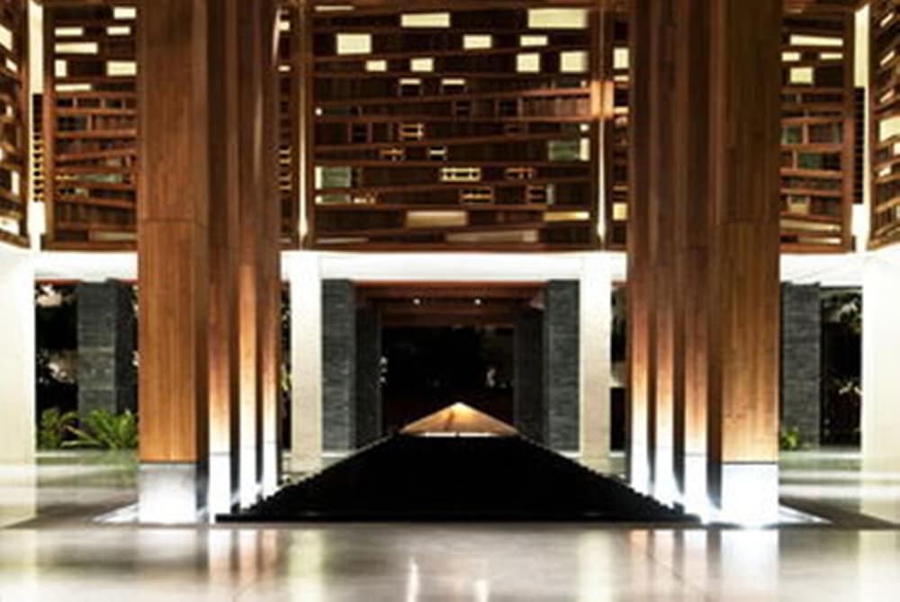 Hansar Samui Resort & Spa — Hotel building in Bo Phut, Surat Thani