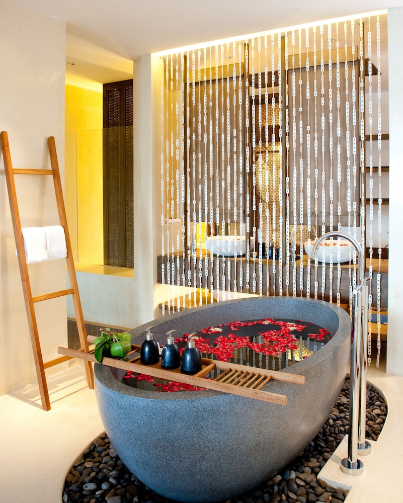 Hansar Samui Resort & Spa — Spa in Bo Phut, Surat Thani