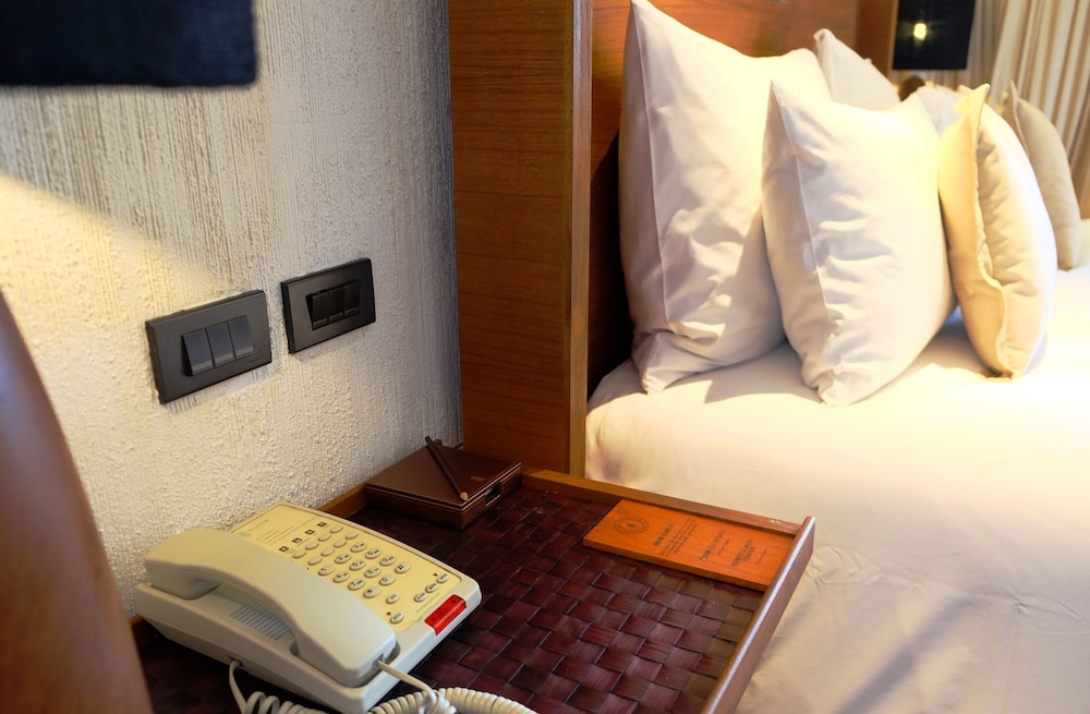 Hansar Samui Resort & Spa — Hotel rooms in Bo Phut, Surat Thani