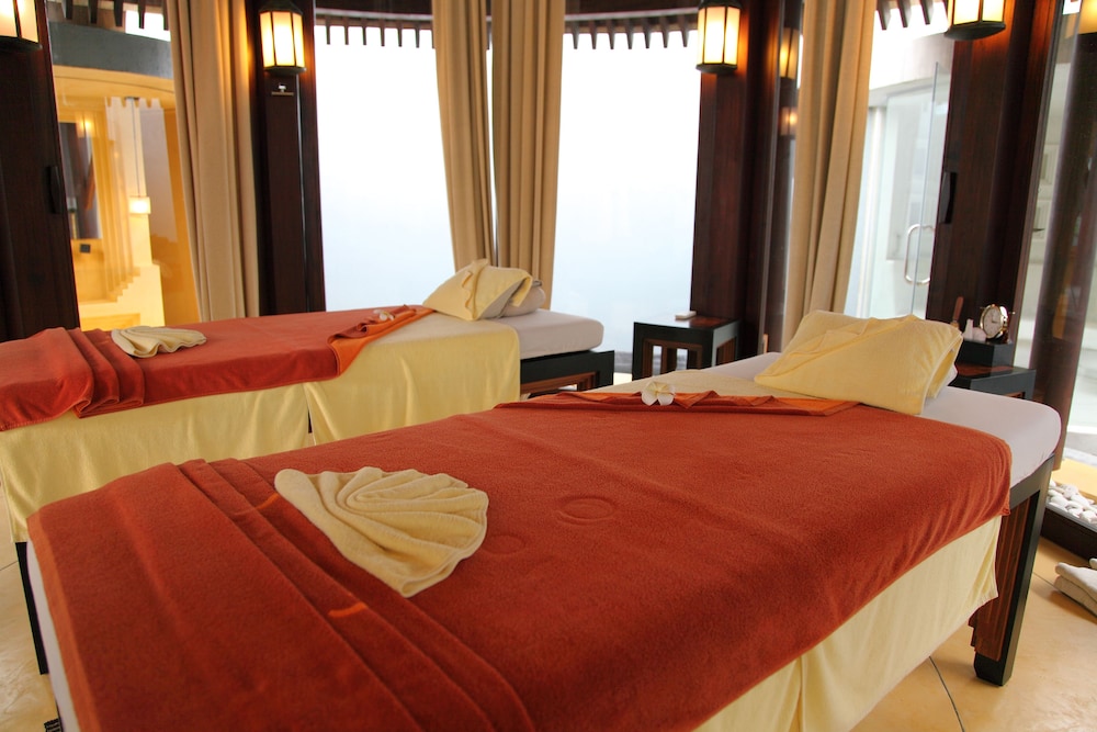 Mai Samui Beach Resort & Spa — Hotel rooms in Ang Thong, Surat Thani