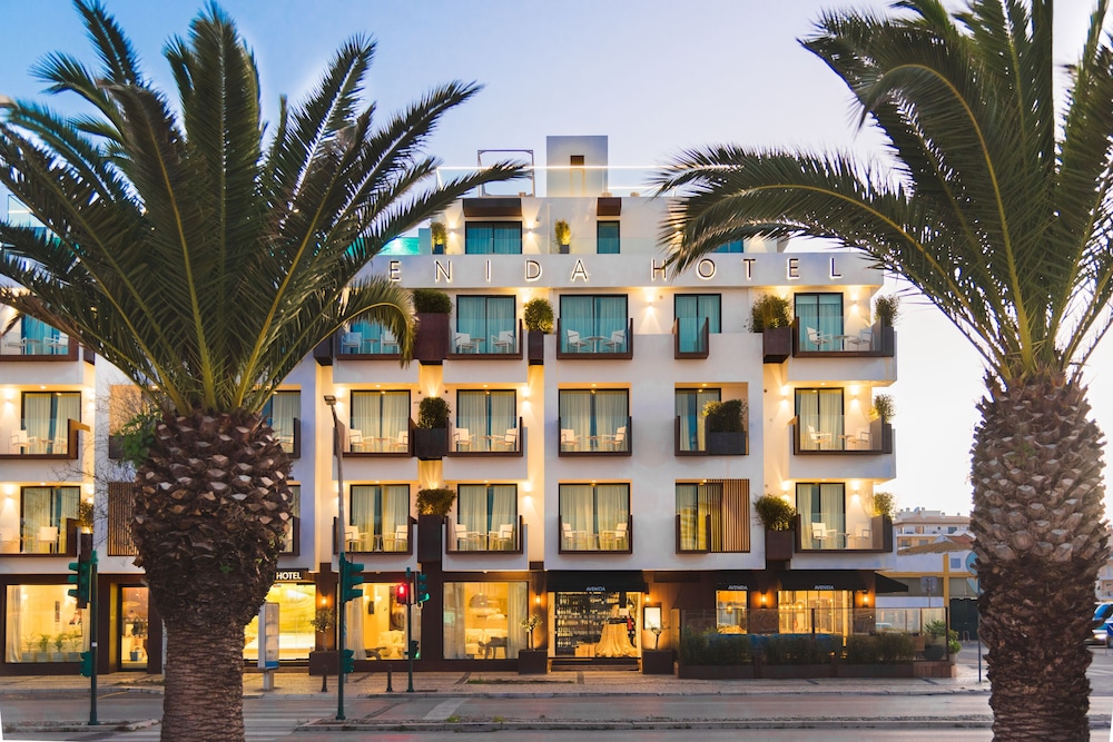 Lagos Avenida Hotel — Hotel building in Lagos, Faro